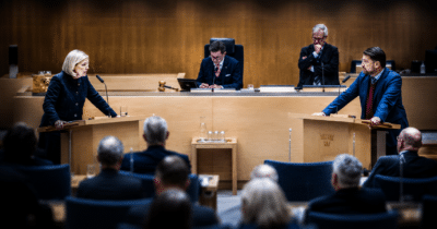 Debatt assistansersättning